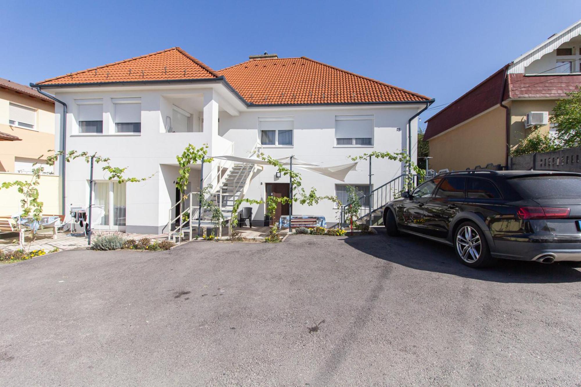 Deli Terasz B Apartman Free Parking, Self-Check-In Anytime Győr Buitenkant foto