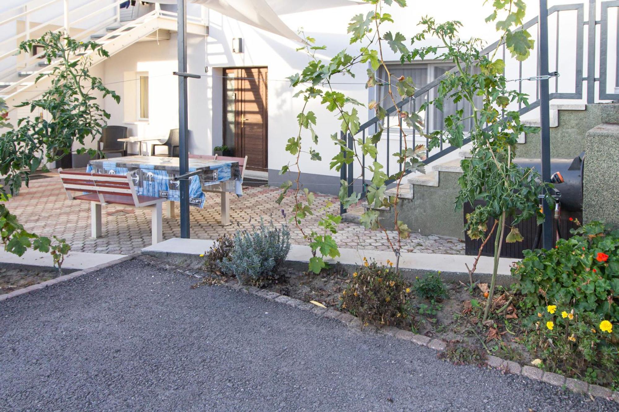 Deli Terasz B Apartman Free Parking, Self-Check-In Anytime Győr Buitenkant foto